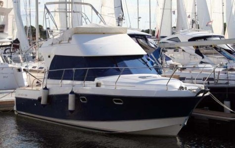 Beneteau_Antares_9 (3)