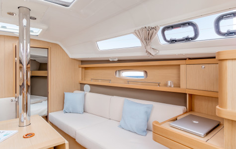beneteau-oceanis-31 (9)