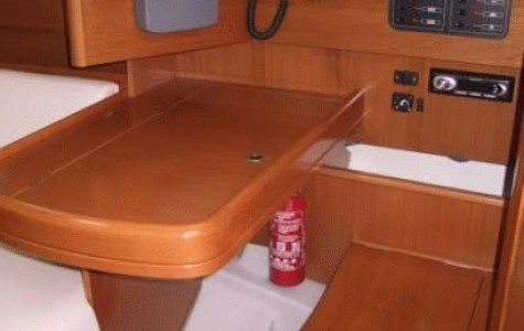 beneteau-oceanis-323 (5)