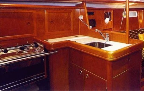 beneteau-oceanis-331 (2)