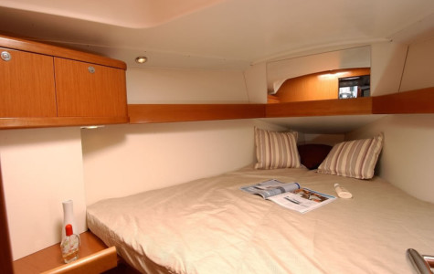 beneteau-oceanis-34 (9)