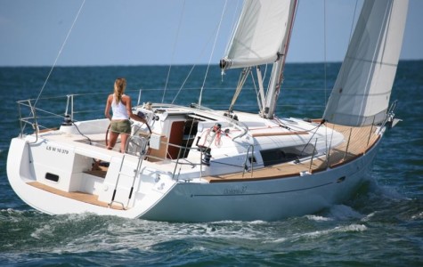 beneteau-oceanis-37 (2)
