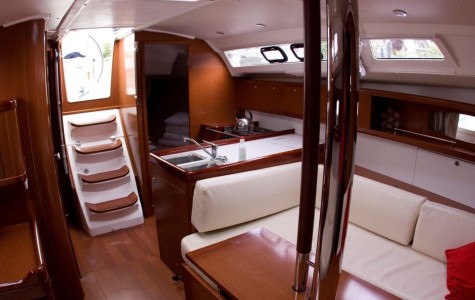 beneteau-oceanis-37 (3)