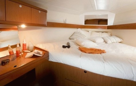 beneteau-oceanis-37 (6)