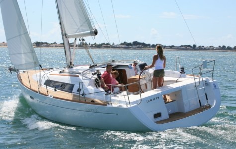 beneteau-oceanis-37 (7)