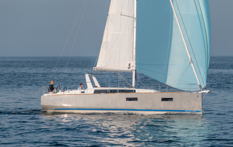 beneteau-oceanis-38 (1)