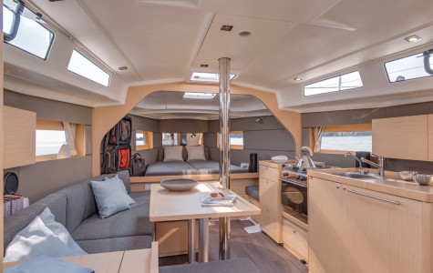 beneteau-oceanis-38 (4)