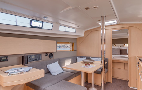 beneteau-oceanis-38 (8)