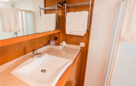 lagoon500-croatia (10)