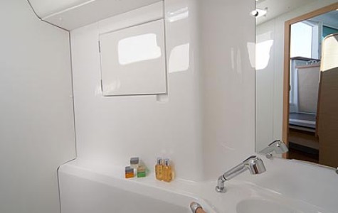 lagoon_380_premium (14)