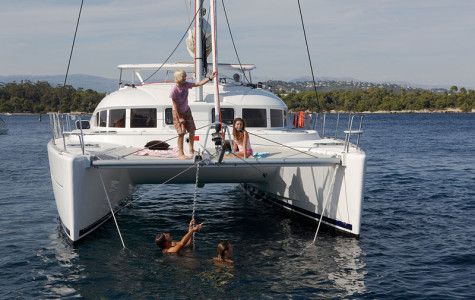 lagoon_380_premium (15)