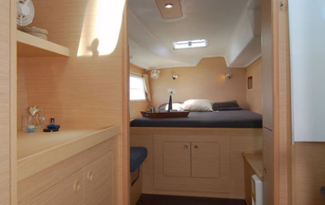 lagoon_380_premium (4)