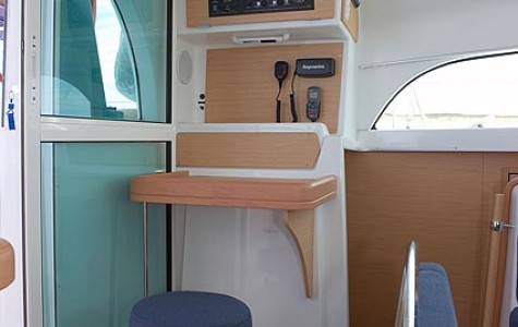 lagoon_380_premium (6)