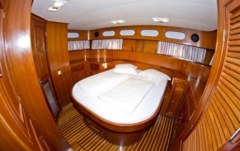 staryacht_1670_h (11)