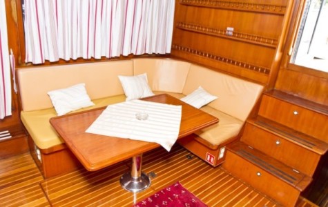 staryacht_1670_h (8)