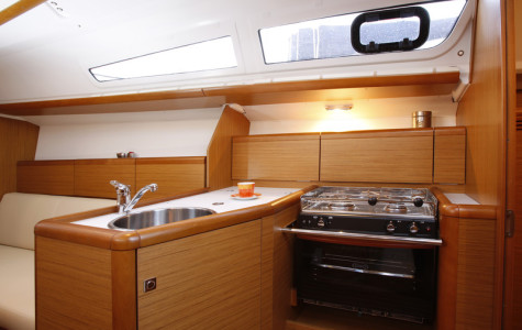 JEANNEAU SUN ODYSSEY 33 i
