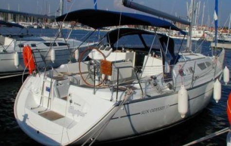 sun-odyssey-37 (2)
