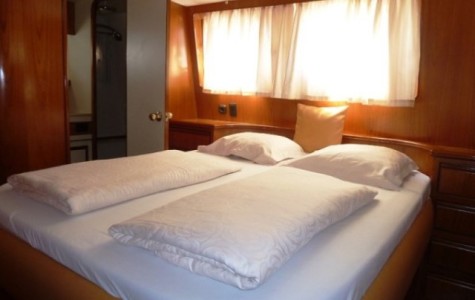 yaretti_1570_heck (6)