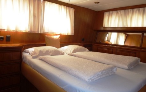 yaretti_1570_heck (7)