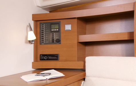 hanse-355-croatia-yacht-charter (4)