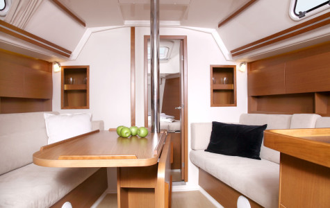 hanse-355-croatia-yacht-charter (5)
